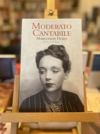 MODERATO CANTABILE